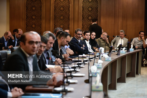 دغدغه‌های فعالان اقتصادی اصفهان رو در رو با وزیر جهاد کشاورزی